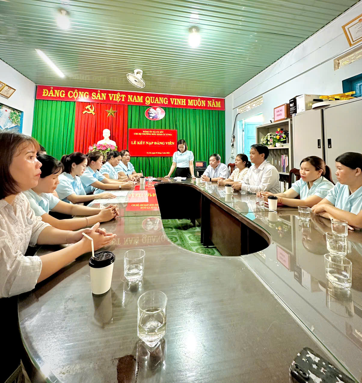 gen-h-z7591425406458_4603df0add571c8b22d2c45499f7ef6c